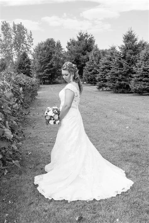 Indiana Wedding Photographer - T. Lyn Photography