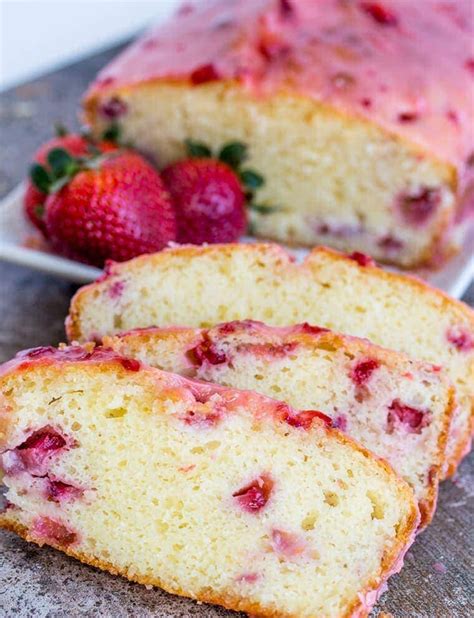 Strawberry Pound Cake With Strawberry Glaze