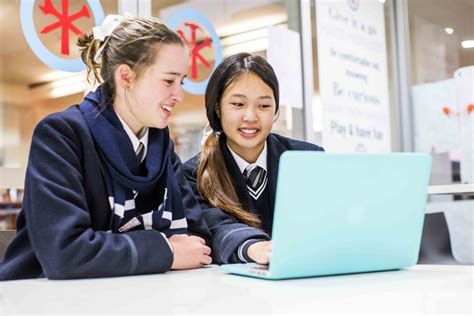 Melbourne Girls Grammar Schoolcompare