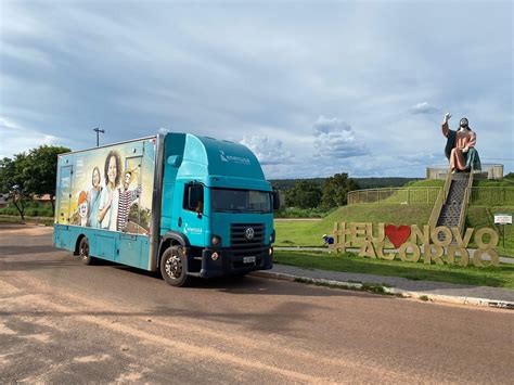 Projeto Nossa Energia cinema teatro e troca de lâmpadas chegam a Novo