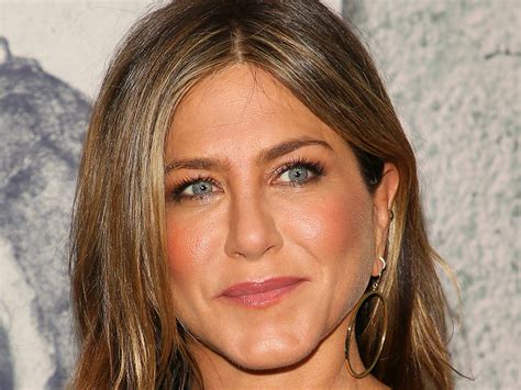 The Facial Jennifer Aniston Uses To Firm Sculpt And Lift Her Skin