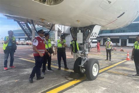 Otoritas Bandara IV Cek Kelaikan Pesawat Angkutan Lebaran ANTARA News