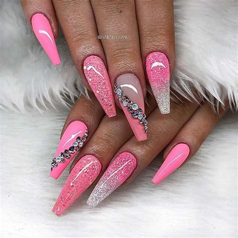 Ways To Wear Pink And White Ombre Nails Stayglam Hot Pink Nails