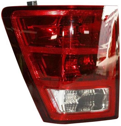 Lampa Tylna Tyc Lampa Tylna Jeep Grand Cherokee 05 55156615Ab Opinie