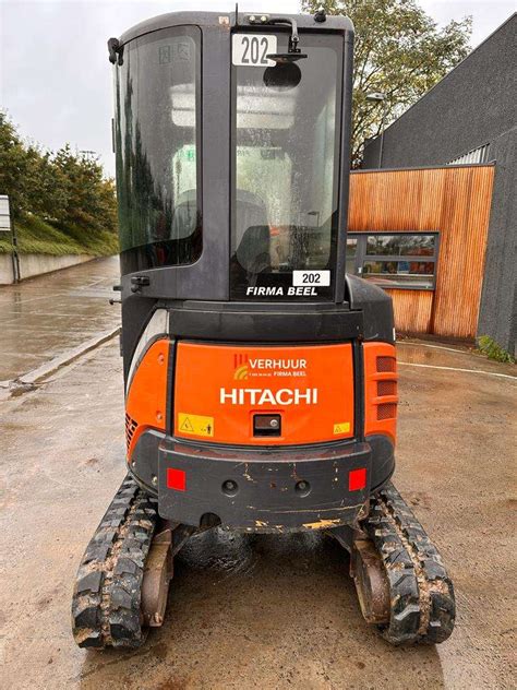 Hitachi ZX22U 2 Firmabeel