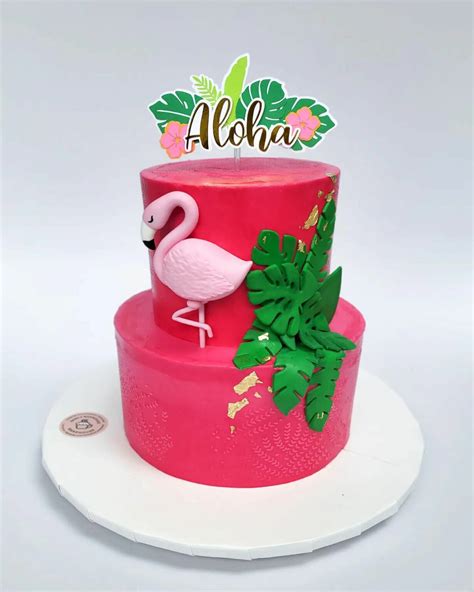 50 Spectacular Hawaiian Theme Cake Ideas