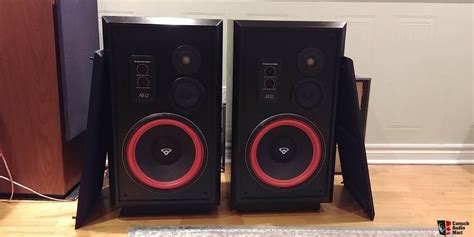 Cerwin Vega At Way Floor Standing Speakers For Sale Canuck