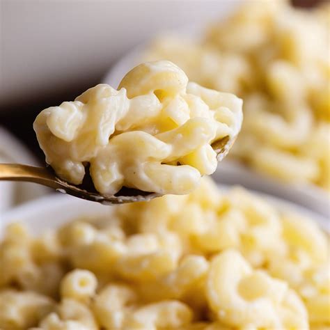 The Perfect White Mac And Cheese Ashlee Marie Real Fun With Real Food