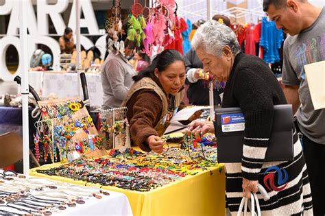 Realizaron Expo Venta Artesanal De Los Pueblos Originarios