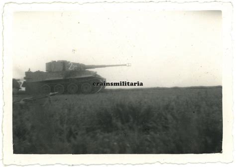 Orig Foto TIGER Panzer Tank m Kennung bei H G Übung in Frankreich 1944