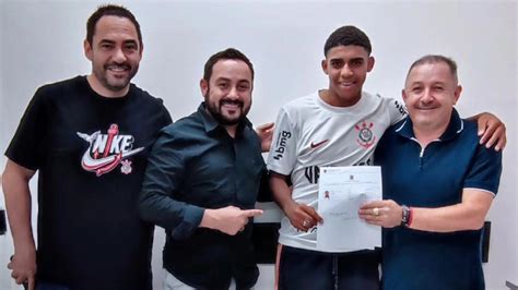 Corinthians Acerta Renova O De Contrato De Gui Neg O Do Sub