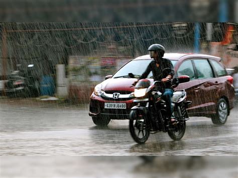 Mumbai Likely To Receive Heavy To Very Heavy Rainfall Imd Issues Alert