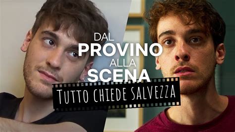 Dal Provino Alla Scena Con Il Cast Di Tutto Chiede Salvezza Netflix