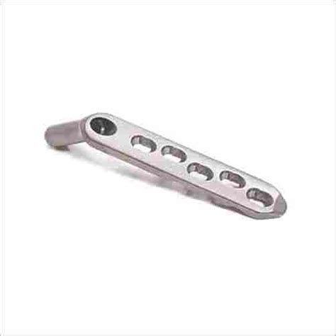 Silver 130 Dhs Locking Plate At Best Price In Ghaziabad Ds Global