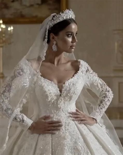 Pin De Xavier Angrignon En Mariage Vestidos De Novia Ajustados