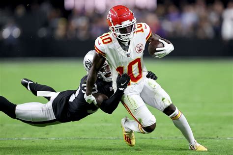 Nfl Insider Reveals Asking Price For Tyreek Hill In Blockbuster Trade