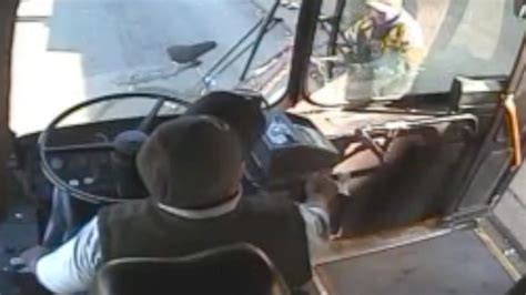 Video Shows How 2015 Ddot Fatal Bus Crash Happened