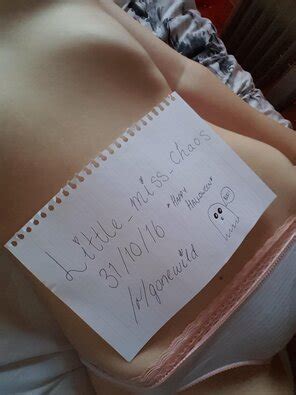 Nudes A Poppin Flash Marie 28 Porn Pic