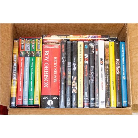 BOX ASSORTED CONCERT DVDS