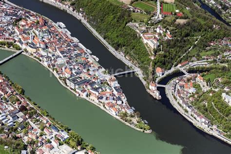 Passau Aus Der Vogelperspektive Altstadtbereich Und Innenstadtzentrum