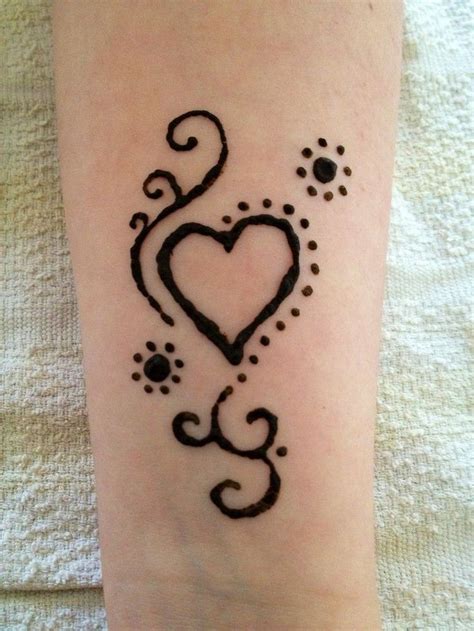 Tatouage Ph M Re Henn Id E Tatouage Avant Bras Simple Henna Tattoo