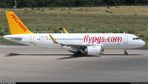 TC NCL Airbus A320 251N Pegasus Airlines Holger Eultgen JetPhotos