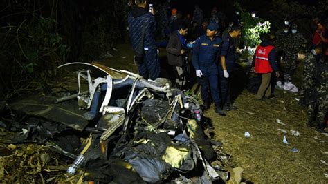 Hallan Las Cajas Negras Del Avión Siniestrado En Nepal Diario