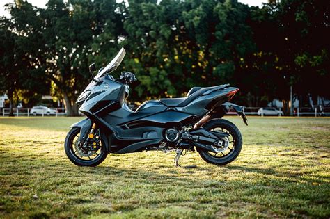 Yamaha Tmax Tech Max Review Honda Nc Forum