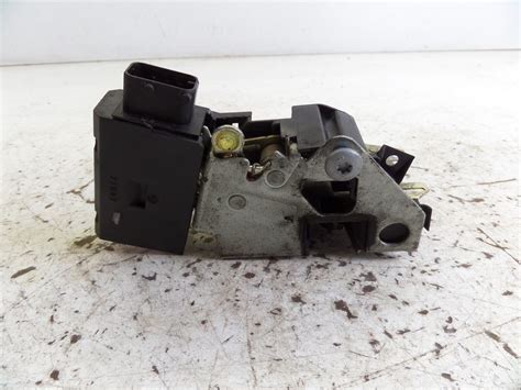 Bmw 328i Left Front 2 Dr Door Latch E36 94 99 Oem 318 325 Ebay