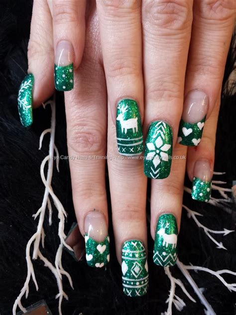 Green Glitter Christmas Jumper Freehand Nail Art Christmas Nail Art Designs Christmas Nails