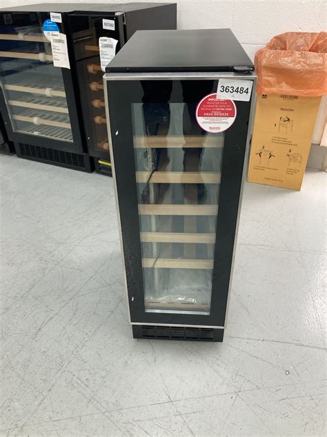 Baumatic Bwc305ss3 Built In Wine Cooler Black F Rated 363484 Elekdirect