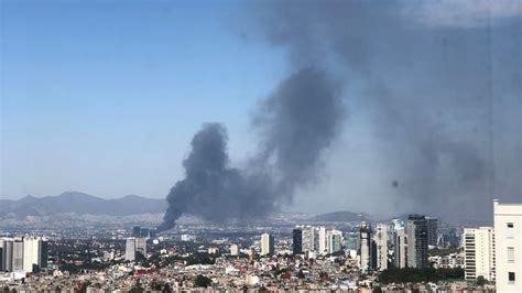 Combaten Un Incendio En Una Fábrica De La Alcaldía Azcapotzalco Proceso