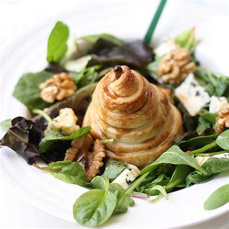 Ensalada De Pera Queso Azul Y Nueces La Receta De La Felicidad