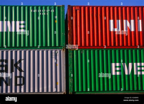 Maersk Sealand Containers Hi Res Stock Photography And Images Alamy