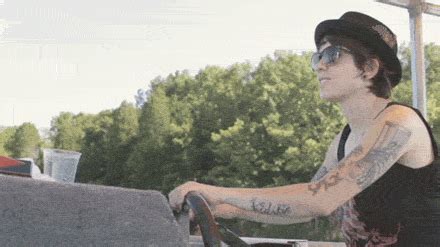 Tegan And Sara Gifs