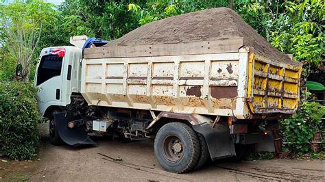 Truk Jomplang Mobil Truk Pengangkut Pasir Bongkar Muatan Full Bak