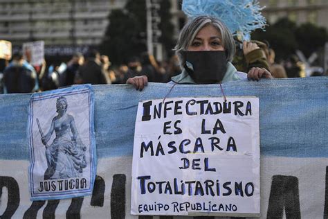 Marchas y banderazos en todo el país contra la cuarentena y la