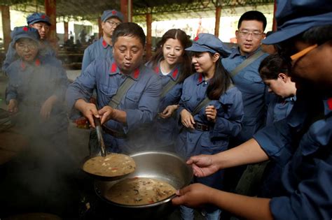 红色之旅：全程井冈山红军生活体验，玉米面馒头野菜蘑菇汤