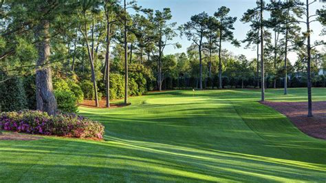 Hole 1, Par 3 Course, Augusta National GC. | Outdoor gardens design ...