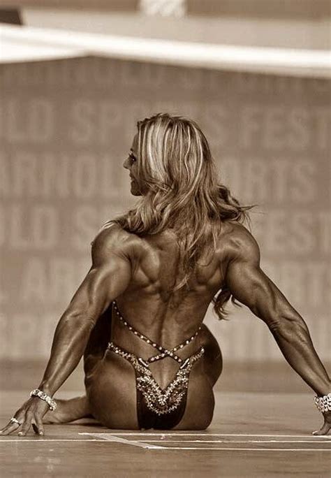 Juliana Malacarne Arnold Classic Women S Physique International Winner 2015 Bodybuilding And