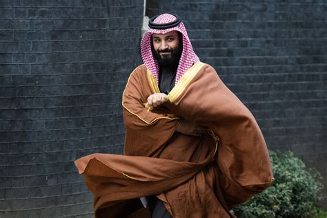 بلومبيرج تصف الأمير محمد بن سلمان بـولي عهد الألفية القوي مجلة الرجل