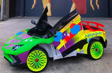 Nothing Says 'Hollywood' More than a Hand-painted Toy Lambo - TeamSpeed