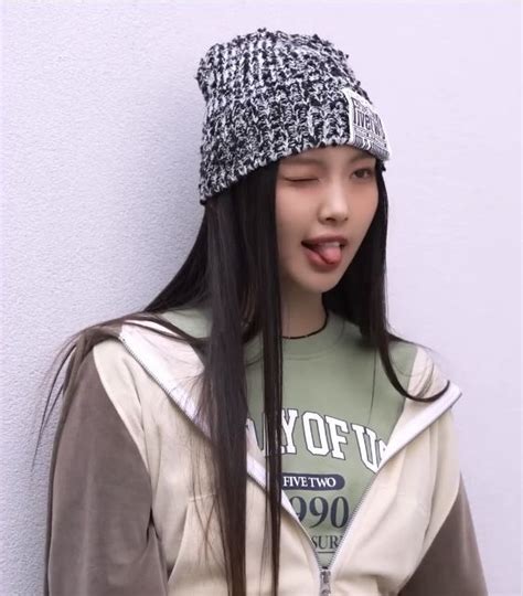 Robbie Rapper Winter Hats Kim Jeans Visual Quick Fashion Princesses