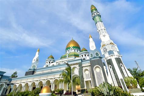 Uniknya Masjid Raya Abdul Kadim Muba Ada Ornamen Kursi Patah Genpi