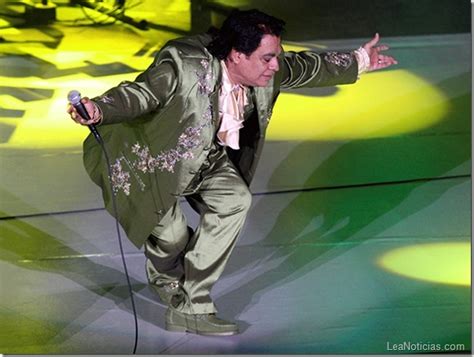 Juan Gabriel celebra sus 40 años artísticos Lea Noticias