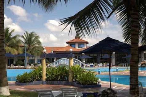 12 Beach Resorts in Accra For Your Next Vacation | Mr. Pocu Blog