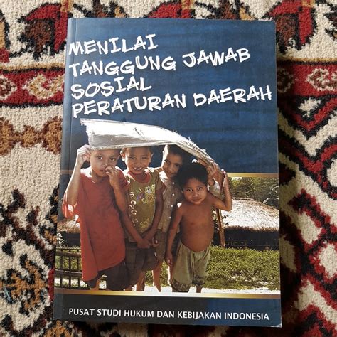 Jual Original Buku Menilai Tanggung Jawab Sosial Peraturan Daerah