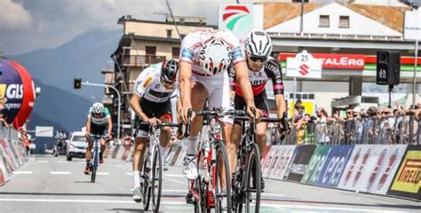 La Valtellina Senza Il Giro Ma Con Gli Assoluti Su Strada