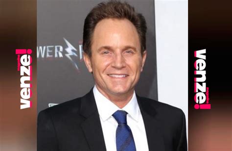 David Yost Patrimonio Edad Bio Wiki Esposa Peso Niños Venze