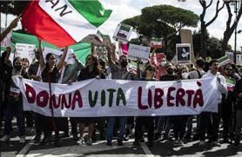 Petizione Donna Vita Liberta Sottoscrivi La Lettera All Ambasciata